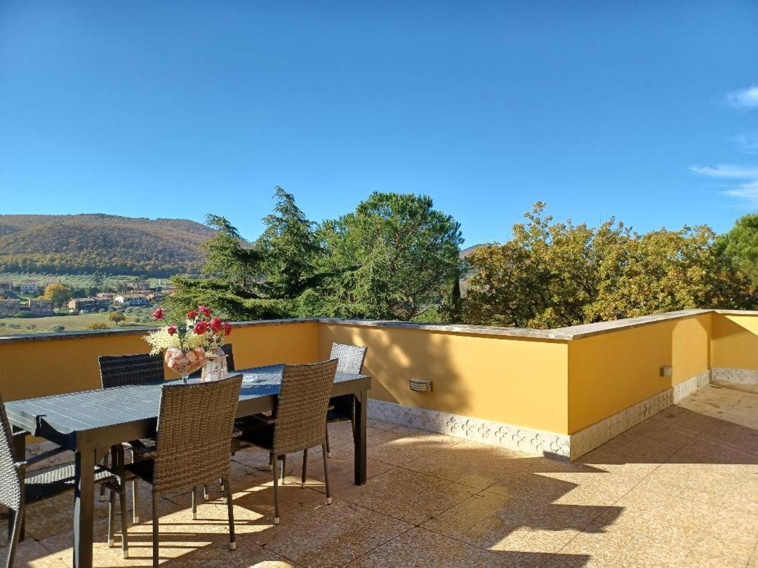 Villa Poggio Fagianino Сант'Альбино Экстерьер фото
